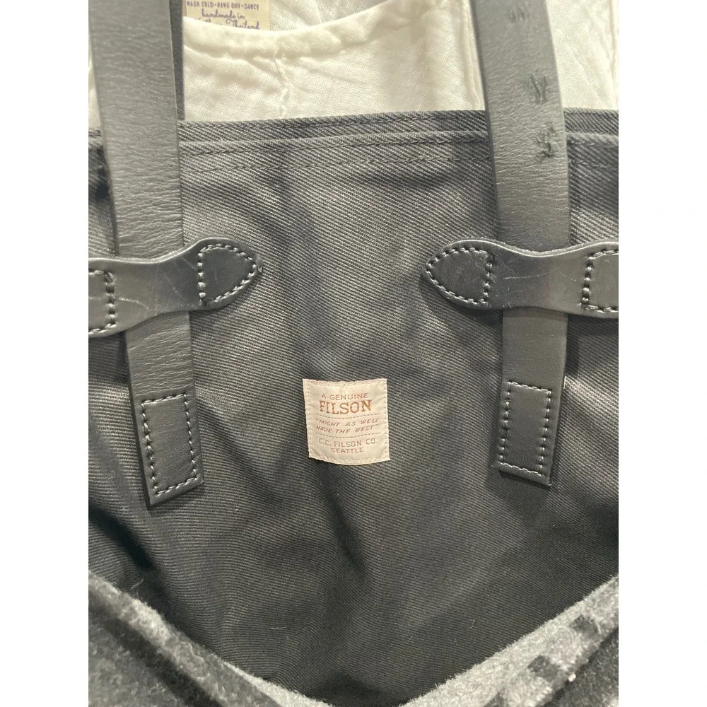 Filson Leather waxed canvas Wool Tote